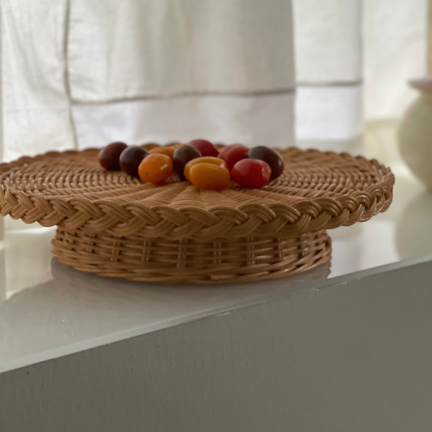 Jou Rattan Stand
