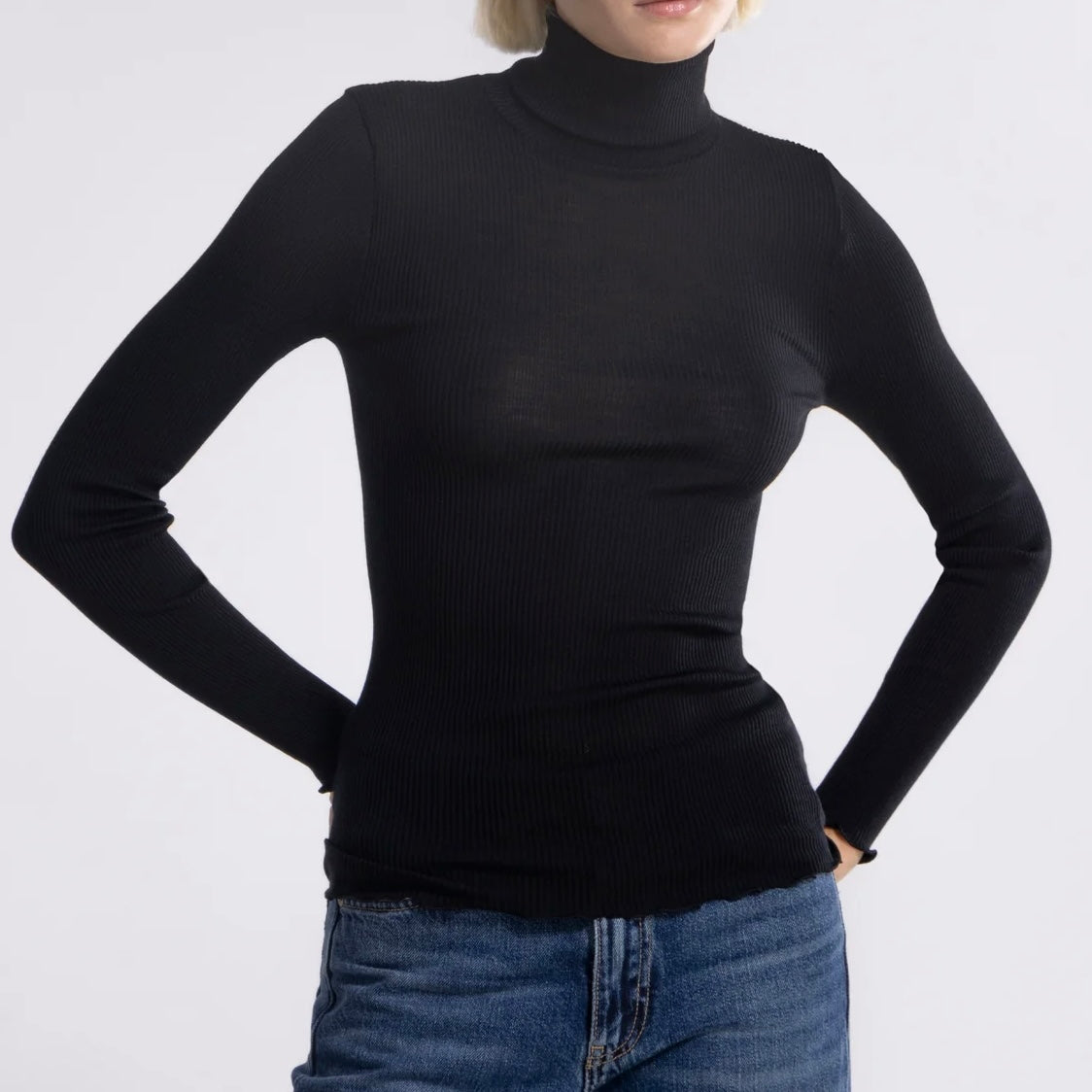 Uld & Silke Langærmet Rib Turtleneck Top, Sort 3438