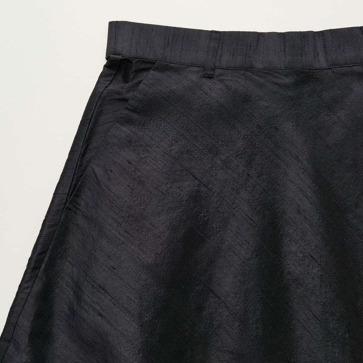 Bea Skirt Silk, Black Navy