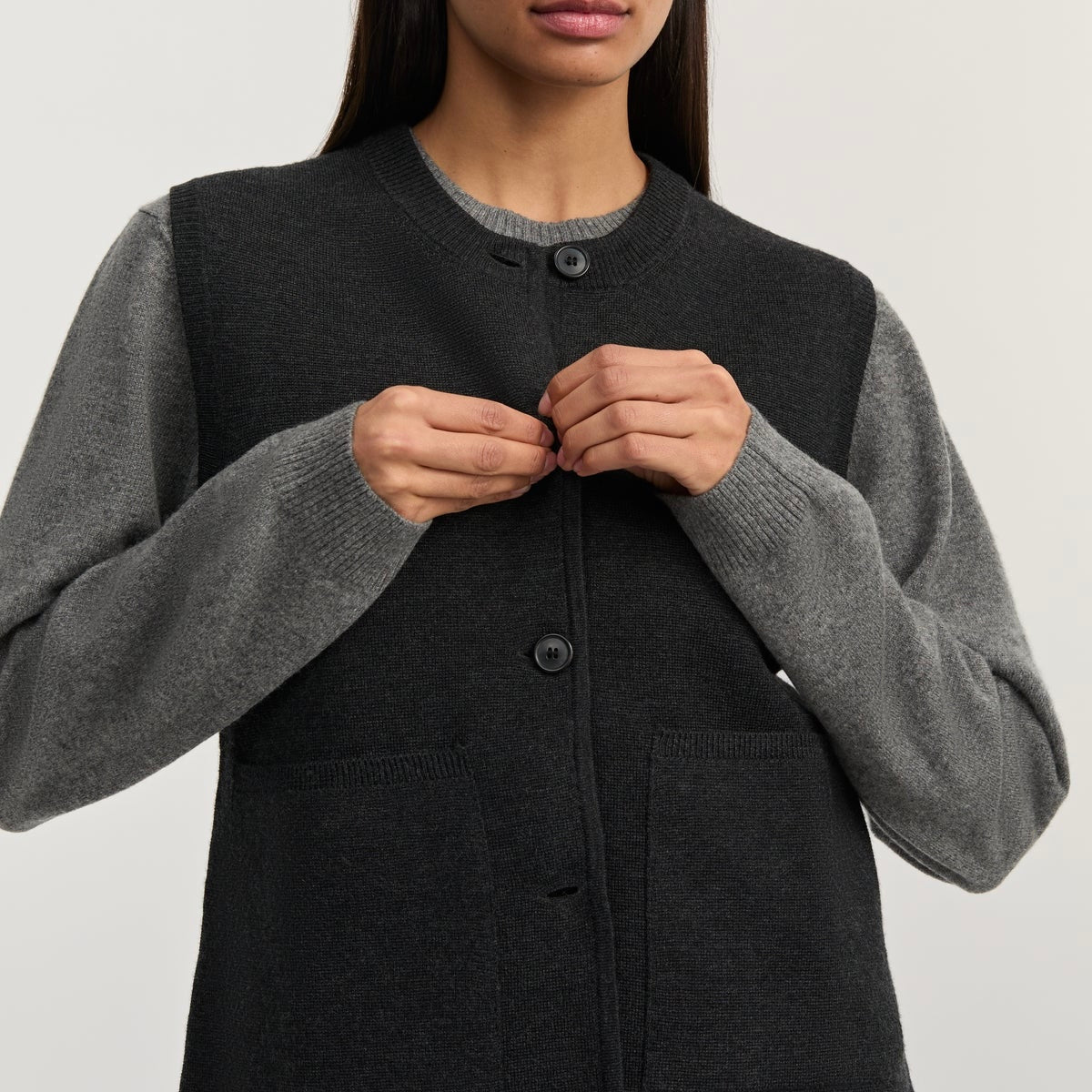 Elva Vest, Antracite