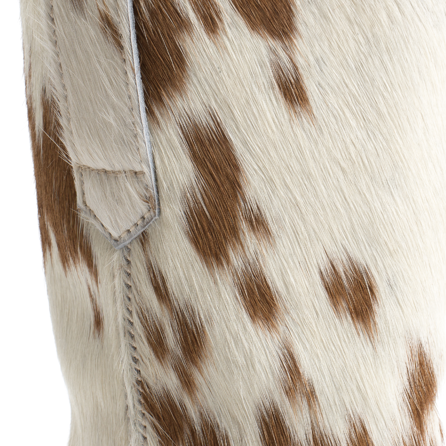 Julia Støvle, Cow Fur