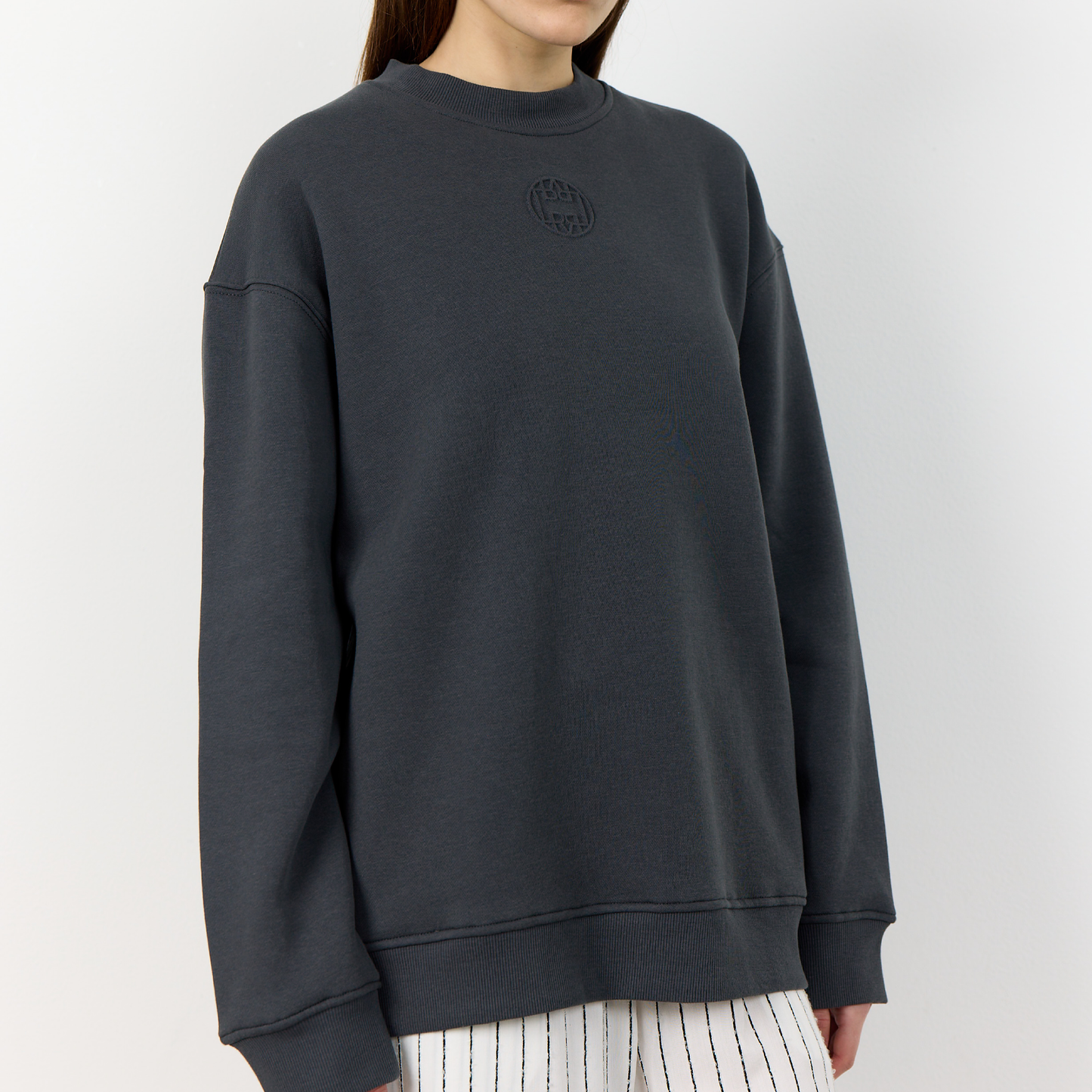 Nuka 12 Sweatshirt, Black Oyster