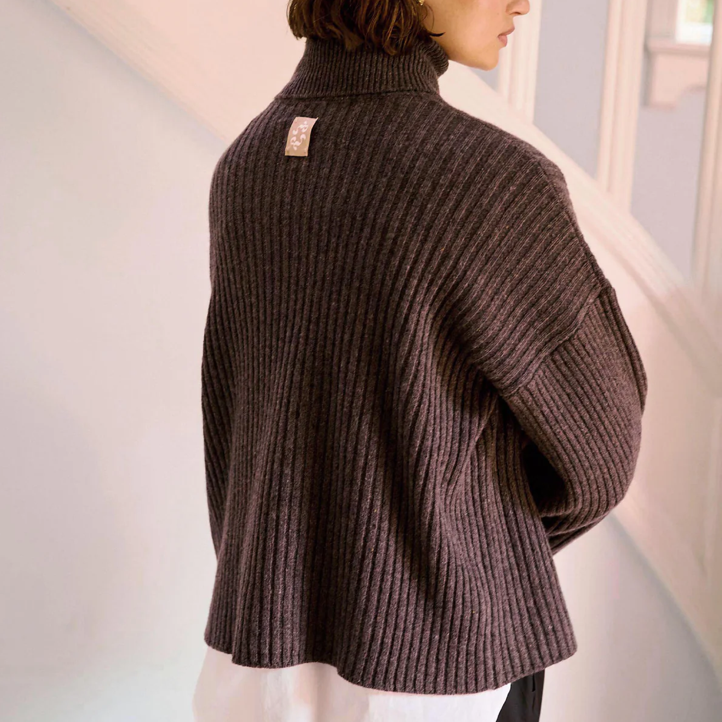 Ellen Cashmere T-neck Sweater