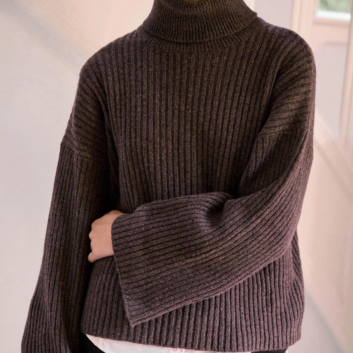 Ellen Cashmere T-neck Sweater