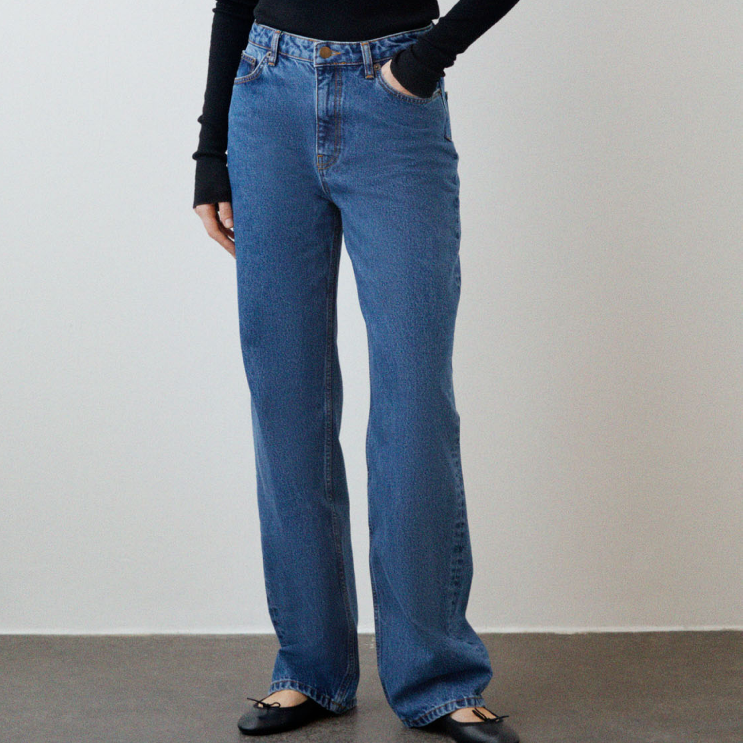 Maddy Straight Jeans, Washed Mid Blue