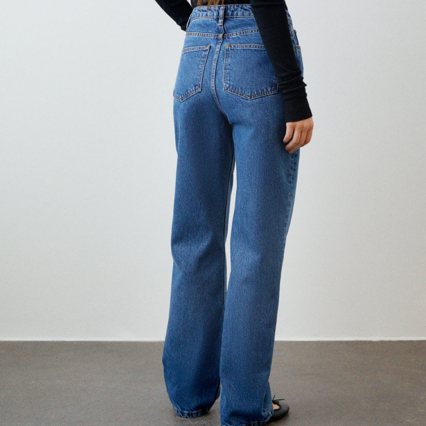 Maddy Straight Jeans, Washed Mid Blue