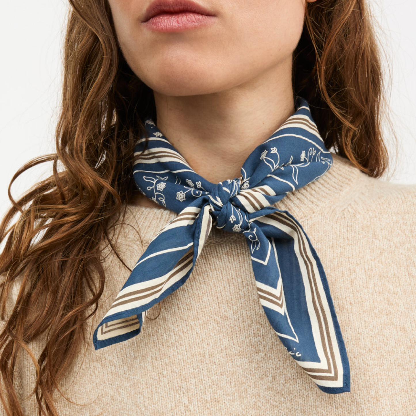 Skall Classic Scarf, Dark Navy (55x55 cm)