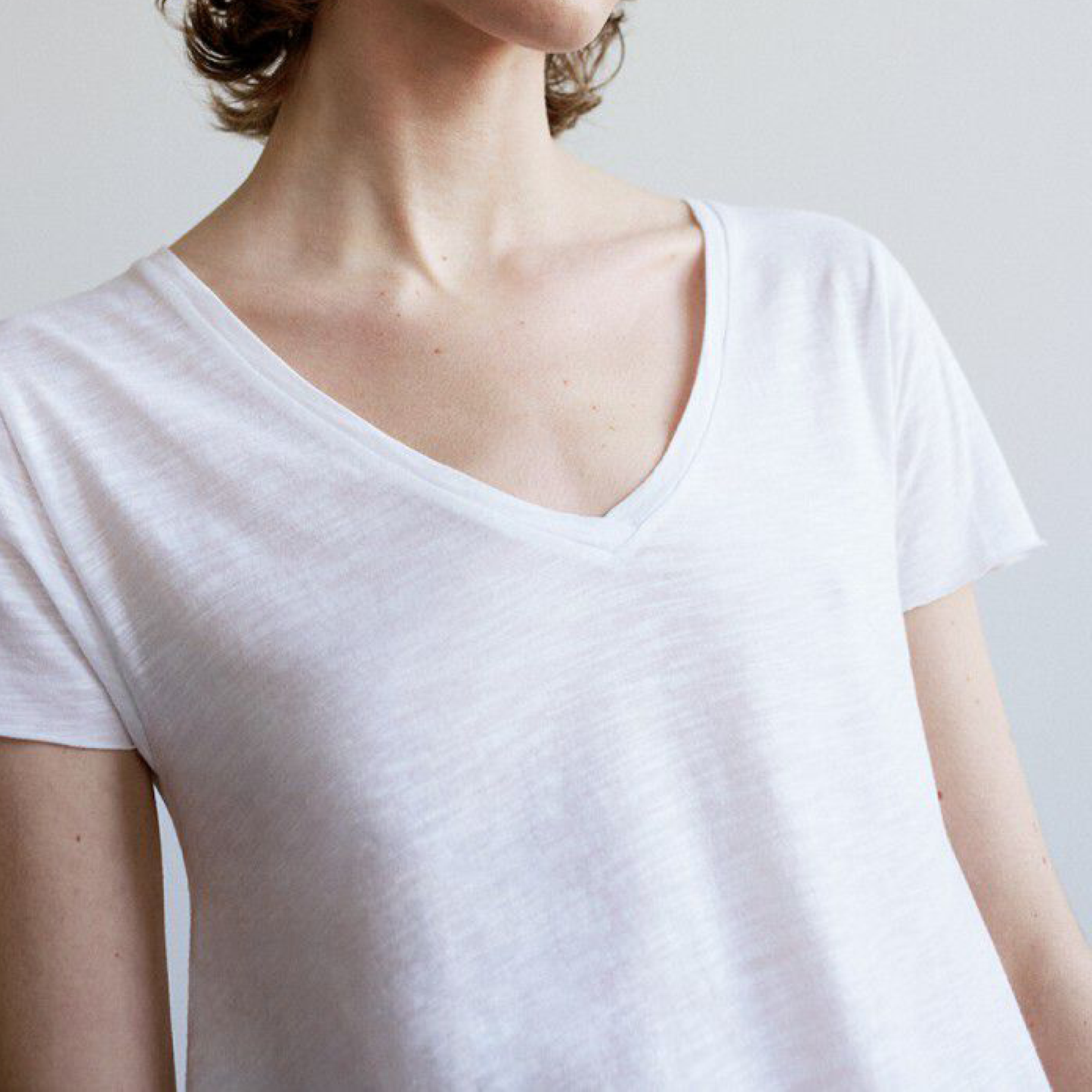 Jacksonville T-Shirt med V-Hals, White