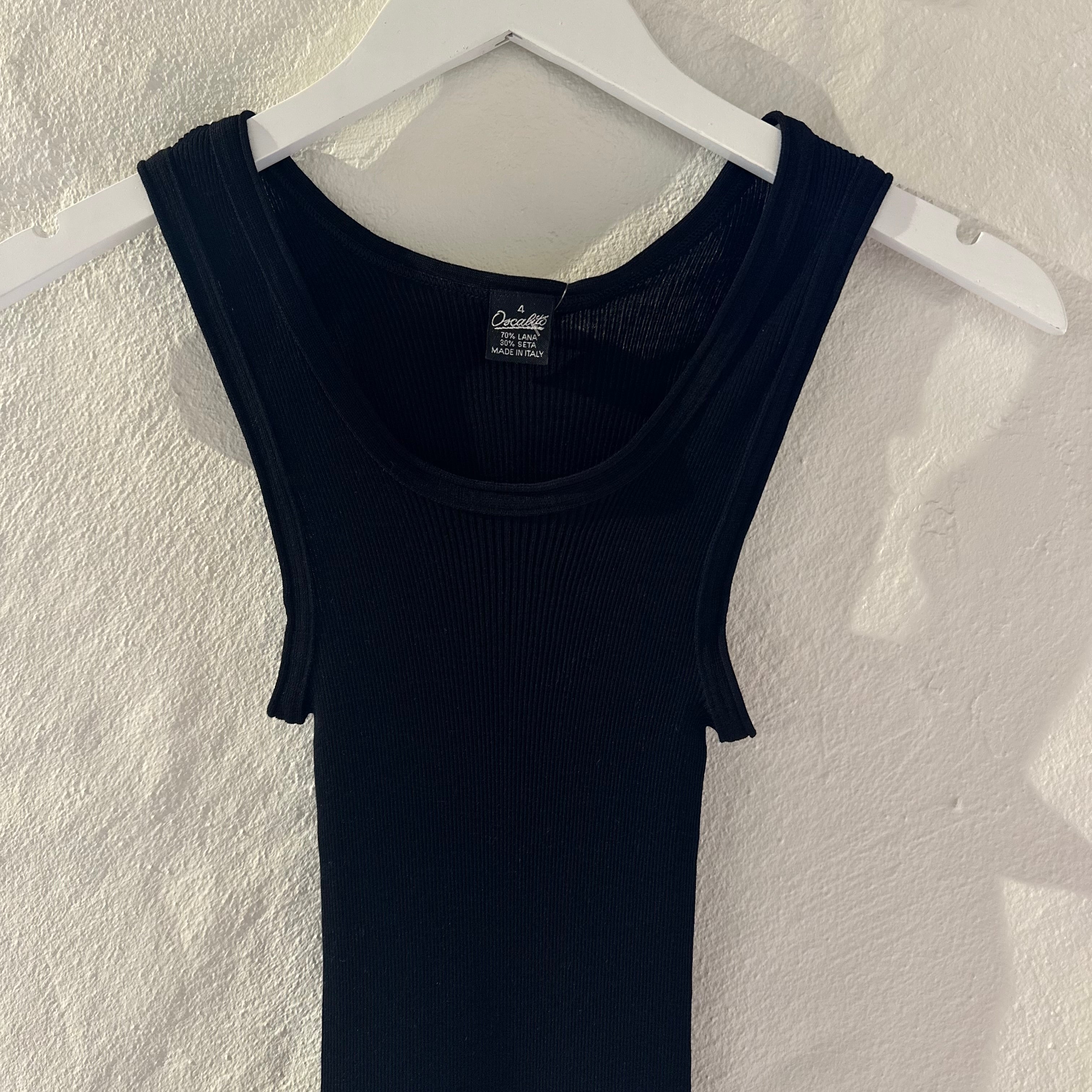 Uld & Silke Tank Rib Top, Sort 3442