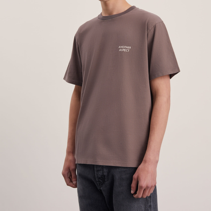 Another T-Shirt 4.0, Brown