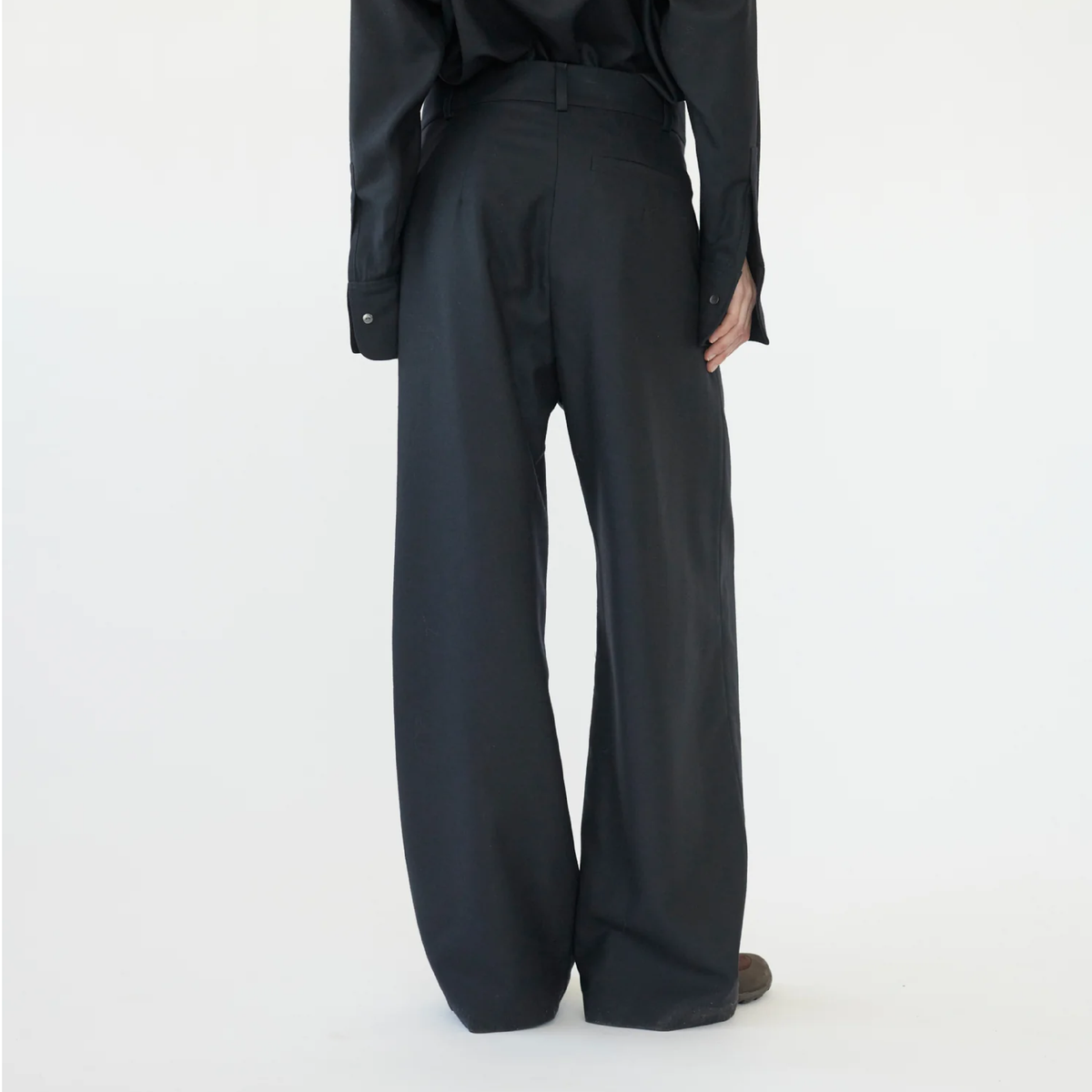 Fine Wool Wide Box Pants, Navy