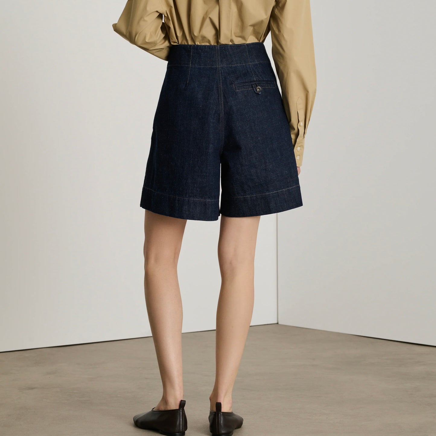 Emile Shorts, Brut