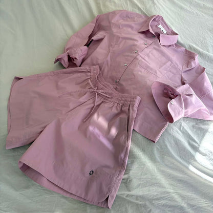 Claire Shorts, Peony