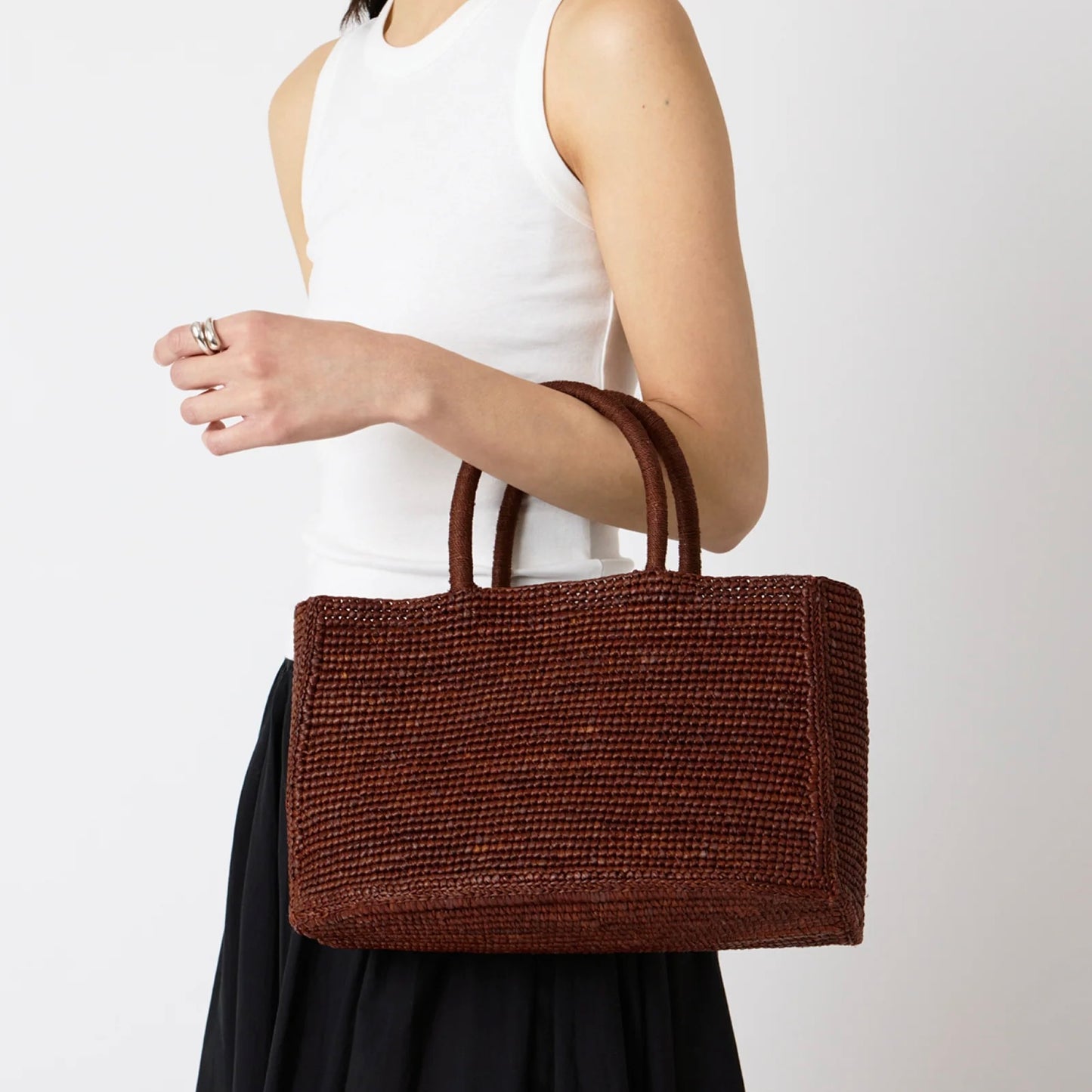 The Charlotte Raffia Bag Small, Chestnut Brown