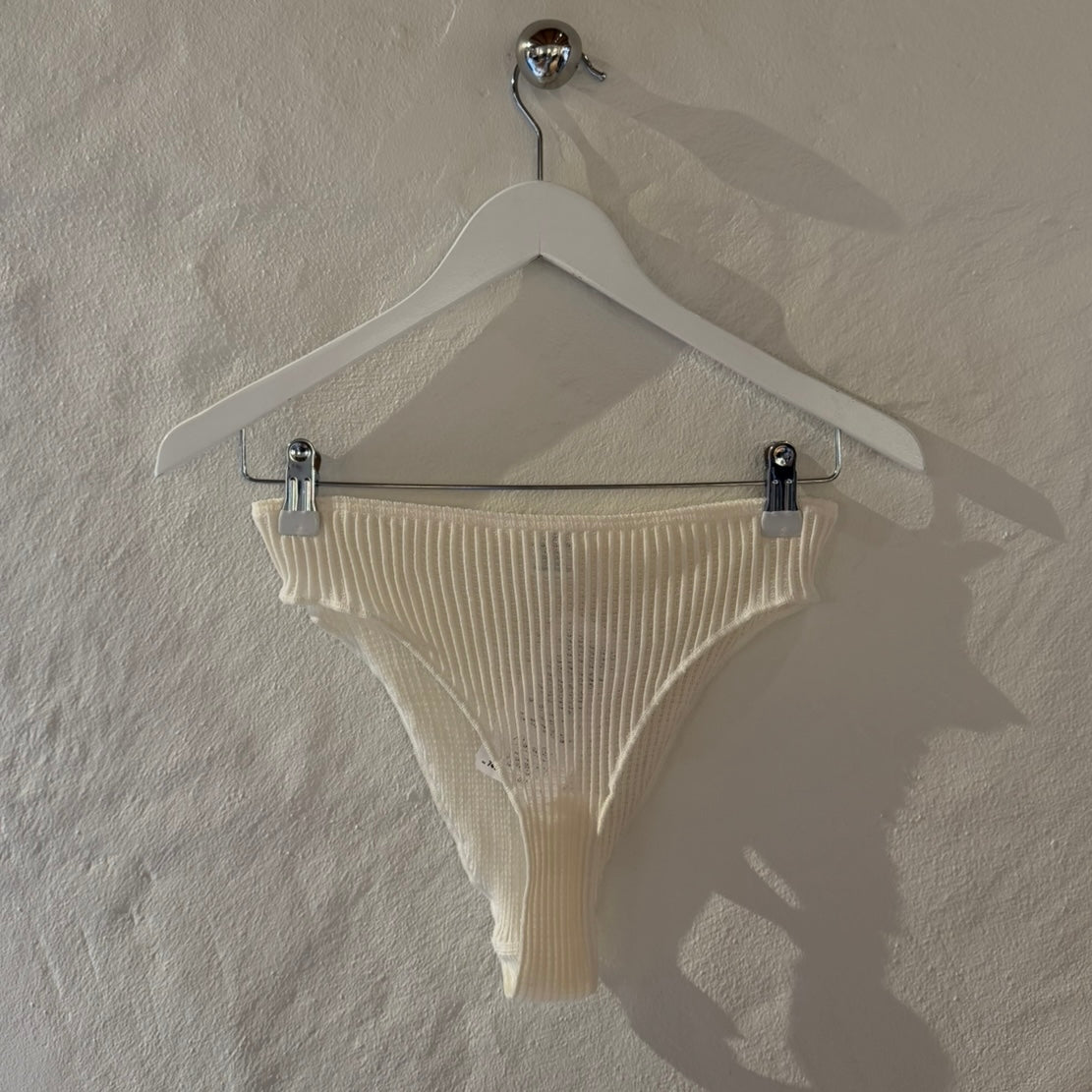 Operatino Trusser, Ivory 7491