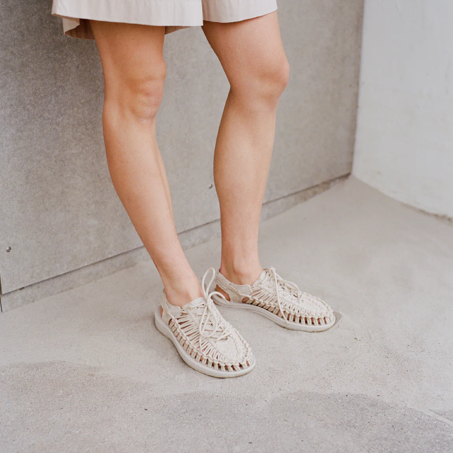 KEEN UNEEK Canvas x Skall Studio, Natural/Birch
