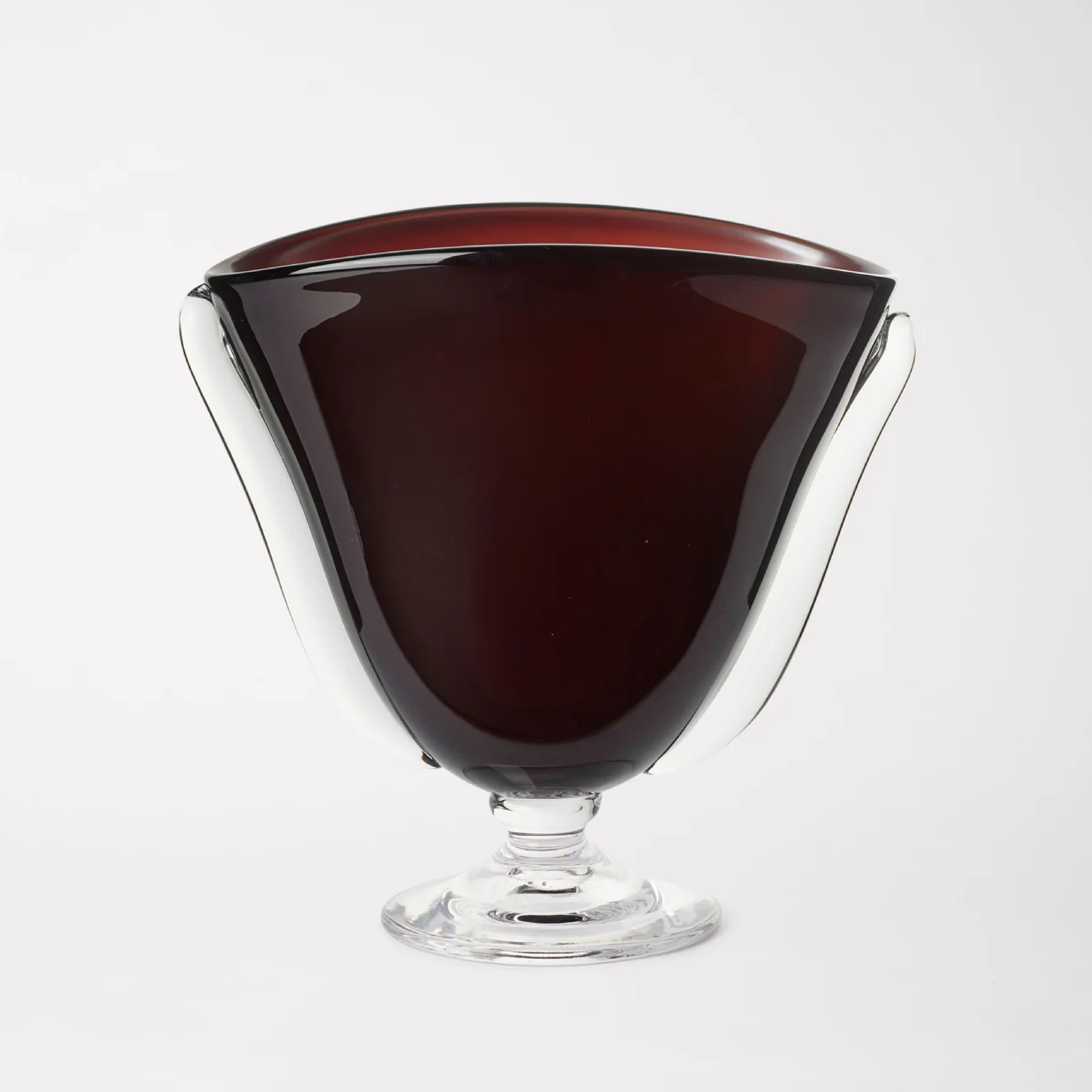 Karl Vase, Hazel
