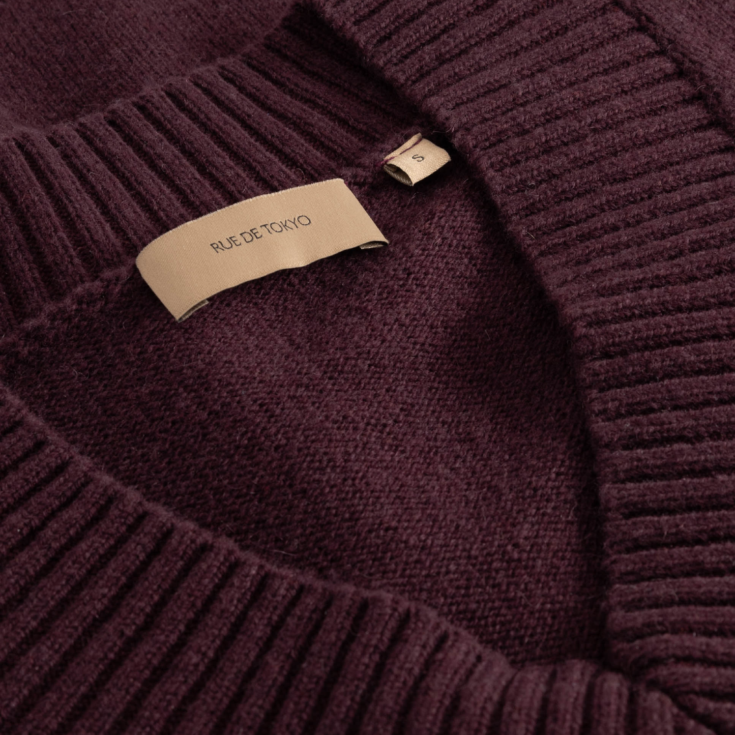 Kyro Merino Cashmere Blend Vest, Aubergine
