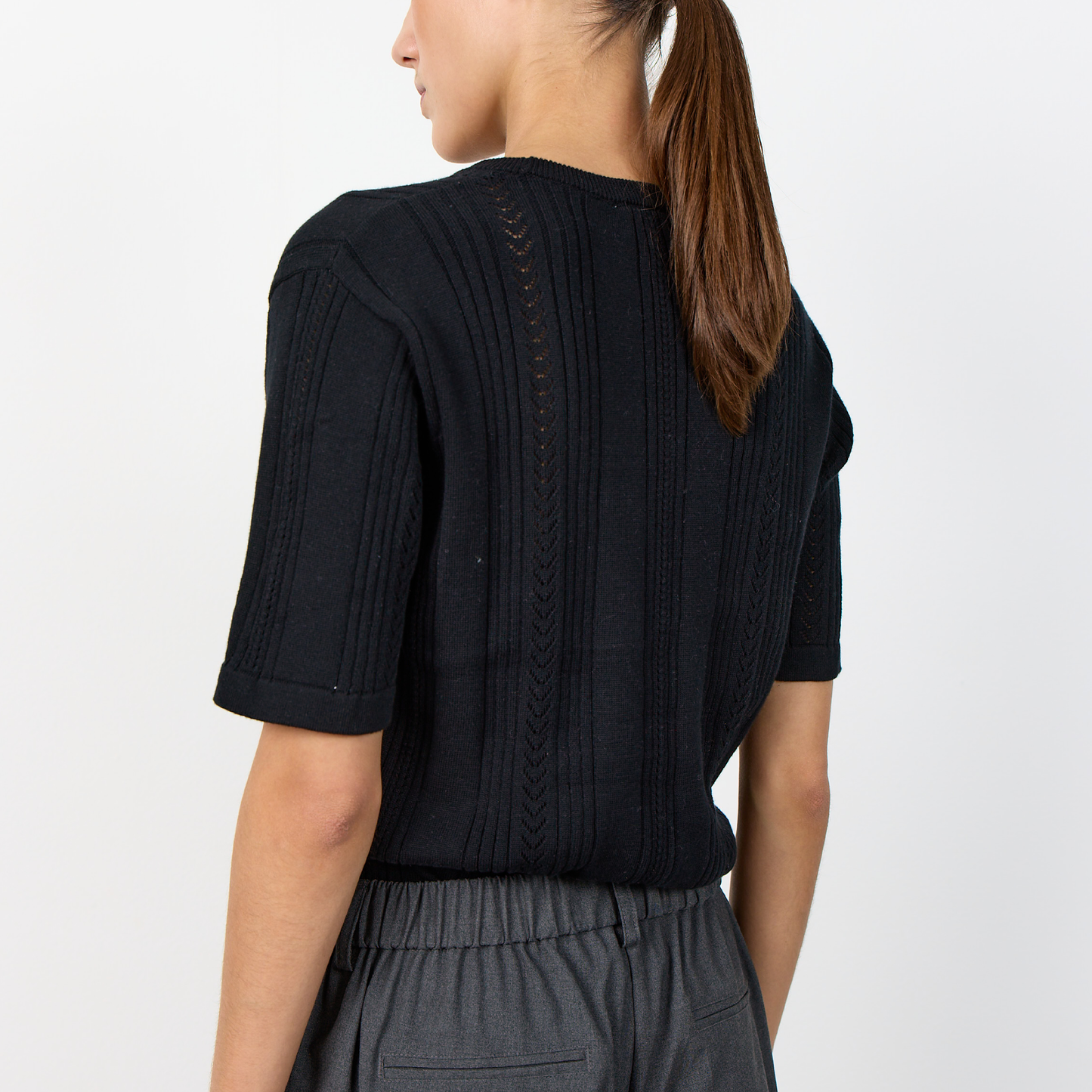 Priya 1 T-Shirt, Sort