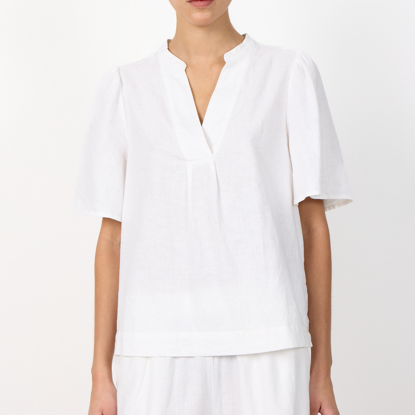 Naja 32 Top I Hør, Hvid