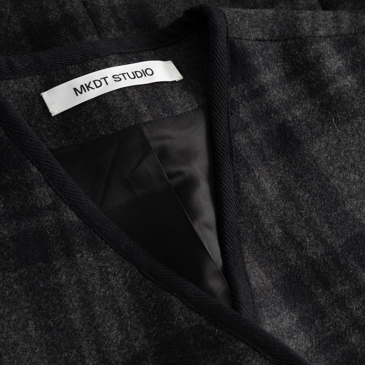 Vienna Check Vest, Black