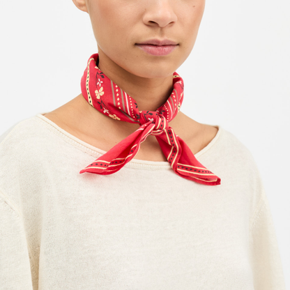 Skall Floral Scarf, Red (55x55 cm)