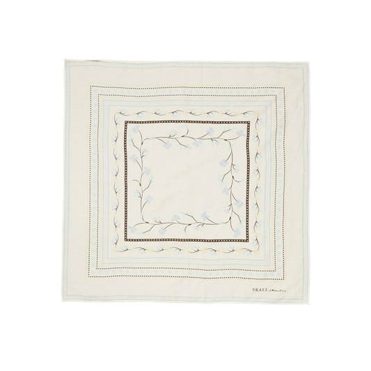 Skall Floral Scarf, Off White (55x55 cm)