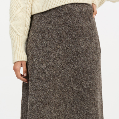 Fiona Skirt, Mole