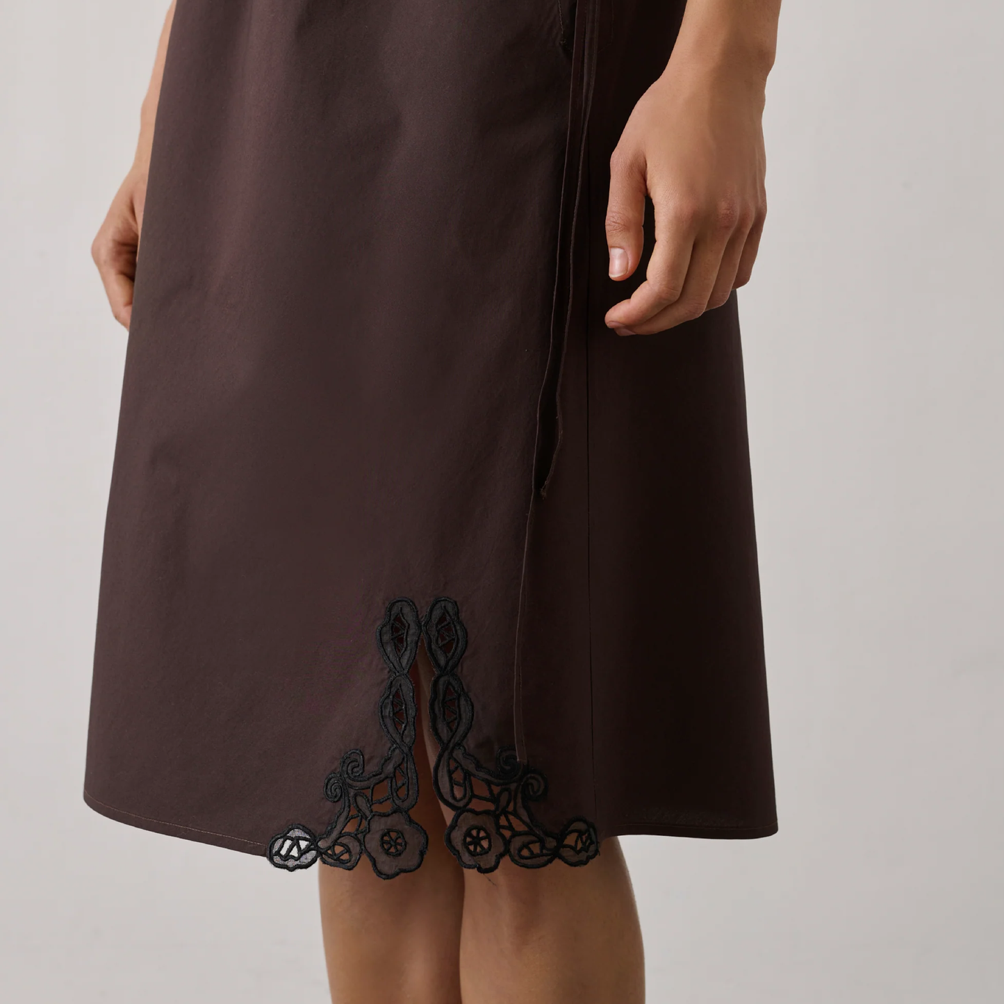 Houna Nederdel, Marron Fonce