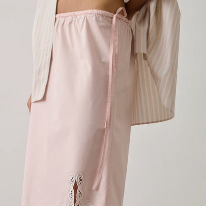 Houna Nederdel, Rose Pale