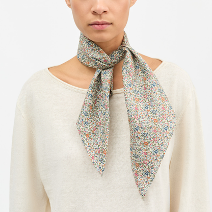 Hope Scarf, Flower Field