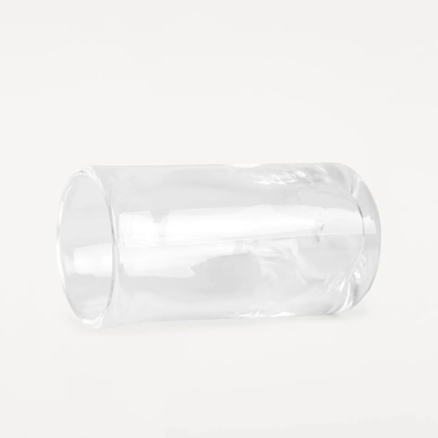 0405 Glass, Medium